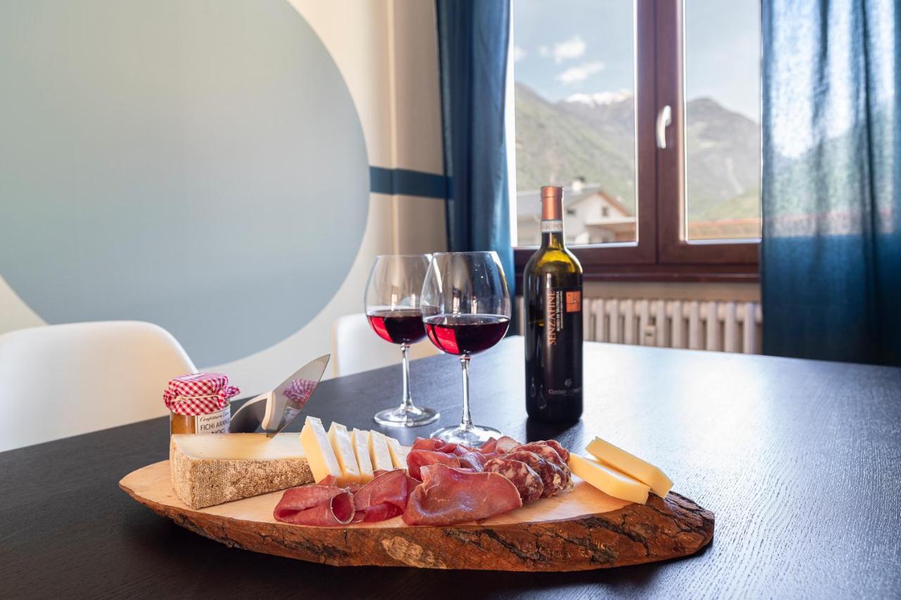 Loft Tirano 3Min Walk To Berninaexpress Apartman Kültér fotó